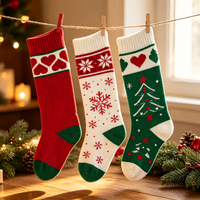 Calcetines Navideños de Punto Jacquard Retro en Oferta, Calcetines con Diseño de Copos de Nieve Rojos y Verdes, Corazones y Árboles de Navidad para Decoración Colgante de Chimenea