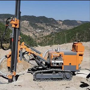 Foreuse hydraulique complète sur chenilles HJH B9 pour forage par percussion directe (DTH) |   140 kW, 110 150 mm, 32 m de profondeur |   Machine de dynamitage pour carrières et mines en terrasse ouverte - Product Image 5