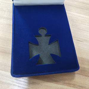 Venta al por mayor del <span class=keywords><strong>precio</strong></span> bajo buena cantidad azul Flocado de plástico de la Medalla de la caja de visualización - Product Image 5