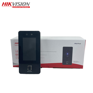Terminal de reconnaissance faciale Hikvision <span class=keywords><strong>DS</strong></span>-K1T342MFWX-E1 4,3 pouces, <span class=keywords><strong>2</strong></span> mégapixels, objectif grand angle, capacité de 1500 visages, station intérieure POE - Product Image 1