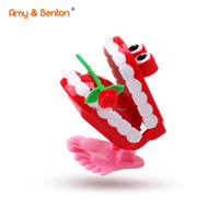 Jouets à remonter amusants Jouets à marcher Dents à claquer avec rose pour les cadeaux de fête