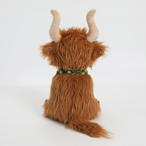 Vente Flash : Peluche Vache des Highlands Moelleuse, Bovin en Peluche Doux avec Bandana Adorable, Jouet Animal de Ferme Unique - Product Image 6