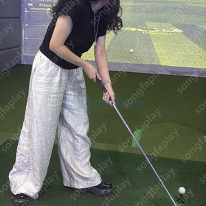Simulador de <span class=keywords><strong>Golf</strong></span> Interior con Pantalla Táctil Óptica, Resolución 1280X720, Escenas de Proyección Interactivas Multi-Estilo - Product Image 6