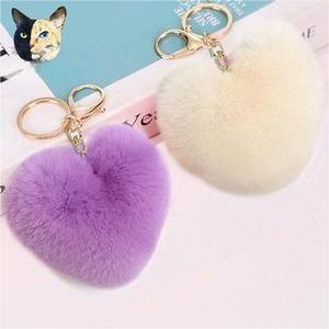 Vente en <span class=keywords><strong>gros</strong></span> de porte-clés en fourrure de léopard moelleuse de 8 cm, <span class=keywords><strong>pompon</strong></span> en peluche, porte-clés de voiture, fleur en fausse fourrure, pendentif de sac de dessin animé, porte-clés en forme de cœur - Product Image 6