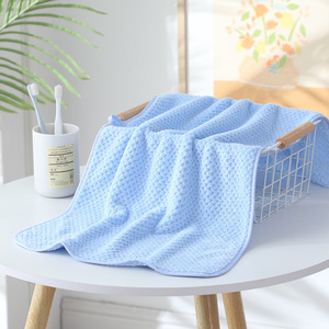 Toallas de Coral Fleece 35x75cm 125g Suaves Absorbentes Sin Pelusas para Cara y Manos, Uso Doméstico y de Regalo, Color Sólido Rectangular - Product Image 4