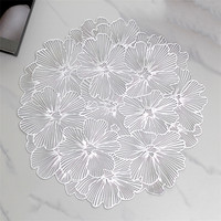 Fournitures de maison évider PVC métallisé or chargeur assiette tapis fleur napperons maison hôtel restaurant festival table décor