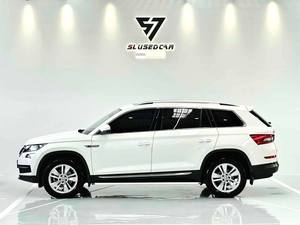 Skoda <span class=keywords><strong>Kodiaq</strong></span> Modèle <span class=keywords><strong>2024</strong></span> TSI 330 Transmission intégrale Version haut de gamme SUV 5 portes Transmission automatique à double embrayage à bain d'huile 7 vitesses - Product Image 5