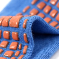Chaussettes de trampoline antidérapantes en coton pour adultes et enfants, style fin, avec logo, vente directe d'usine