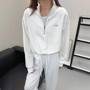 Nuova Collezione Autunnale: Felpa Sportiva da Donna in Cotone e Spandex con Motivo a Lettere in Rilievo, Mezza Zip, Maniche Lunghe, Collo Alto, Vestibilità Morbida e Slim Fit - Product Image 1