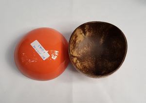 Bol en coquille de noix de coco de haute qualité, prix de gros, écologique, design minimaliste poli, coloré, pas cher, provenant de Hanoi, Vietnam - Product Image 3