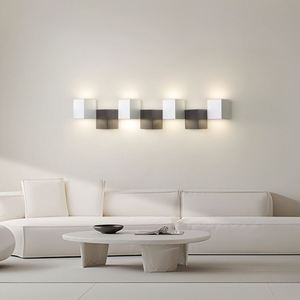 Lámpara de pared blanca y negra minimalista de lujo Instalación empotrada de luz LED de sala de estar simple para hoteles - Product Image 1