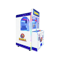 Machine de jeu de vente de bonbons d'intérieur nouvellement conçue Grue à jetons Grue jouet avec fonction amusante en bois de métal en peluche
