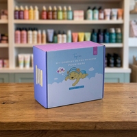 Caja de Cartón Rígido Aséptica de Alta Gama con Asa, Fabricada con Materiales Reciclados, Papel de Arte con Laminado Brillante y Forro de Esponja para Crema de Ojos