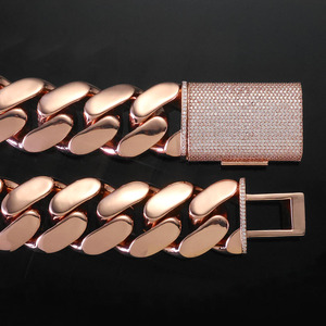 <span class=keywords><strong>Collana</strong></span> NUOYA in Ottone Placcato <span class=keywords><strong>Oro</strong></span> 18K con Zirconi Personalizzati, Design con Chiusura <span class=keywords><strong>Lunga</strong></span>, Catena Cubana Spessa per Uomo - Product Image 6