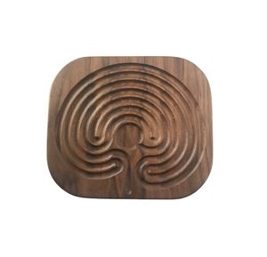 Laberinto de dedos de madera para meditación y oración, estilo cretense clásico - Product Image 1