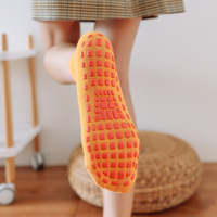 Chaussettes Antidérapantes en Coton pour Enfants et Adultes, Chaussettes de Sport et Yoga Unisexe pour Garçons et Filles, Idéales pour le Trampoline et la Gymnastique