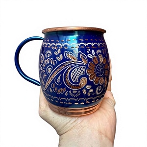 Mug en cuivre gravé bleu avec motif floral, vaisselle en métal, style classique, tasse à café, écologique, mug moderne Moscow Mule en cuivre - Product Image 1