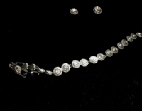 Ensemble de colliers en laiton de haute qualité avec bouton œil magique et zircone, bijoux de luxe légers, vente en gros