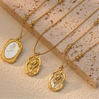 Collier en acier inoxydable sans ternissement en forme de tulipe avec chaîne en corde de serpent dorée 18 carats, nouveau collier de mode indien populaire avec diamants