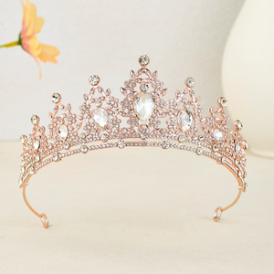 Couronne de <span class=keywords><strong>Mariage</strong></span> Scintillante en Alliage Coloré, Accessoire de Robe de Mariée de Luxe en Cristal, <span class=keywords><strong>Diadème</strong></span> en Strass Exquis - Product Image 2