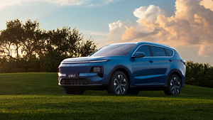 SUV moyen de gamme haute performance Jetour Shanhai L7, faible consommation de carburant, idéal pour la ville et les longs trajets - Product Image 6