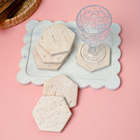 Ensemble de 4 sous-verres hexagonaux en travertin jaune naturel, durables, antidérapants, personnalisables avec logo, lavables en machine, pour la maison et le bar