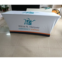 Nappe de style luxe léger en polyester, nappes personnalisées exquises pour tables rectangulaires, ornées de logos d'entreprise