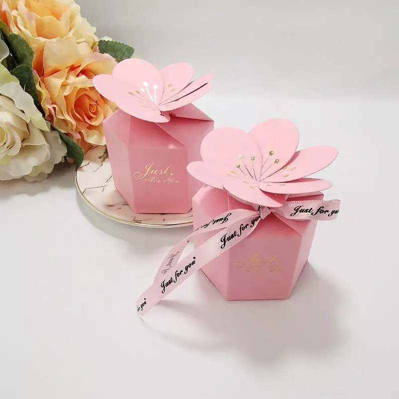 Kreative Hexagon Pink Floral Blütenblatt Taufe Geburtstags feier Hochzeit Werbe geschenk Geschenk papier Candy Verpackungs box für Gäste
