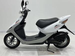 Scooter a Gas <span class=keywords><strong>Kawasaki</strong></span> H2 Usato 50-100CC Senza Spazzole, Efficiente nei Consumi, per Spostamenti Urbani - Product Image 4