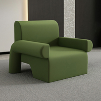 Fauteuil moderne en flanelle avec mousse à mémoire de forme, petit canapé sectionnel de style nordique pour salon avec structure en bois massif