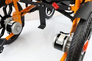 電動車椅子強力モーター折りたたみ式軽量車椅子ポータブル折りたたみ式高齢者および障害者用 - Product Image 6
