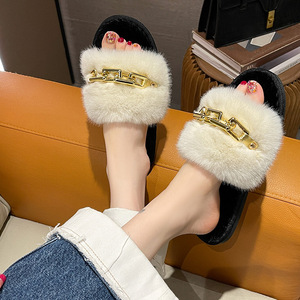 Moda moderna <span class=keywords><strong>fascia</strong></span> tinta unita soffice velluto pantofole basse da donna adornate <span class=keywords><strong>con</strong></span> catena di metallo spesso pantofole di cotone a punta aperta invernale - Product Image 4