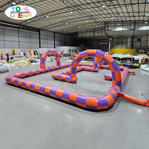 Piste <span class=keywords><strong>de</strong></span> course gonflable avec barrières, piste <span class=keywords><strong>de</strong></span> karting, <span class=keywords><strong>location</strong></span> <span class=keywords><strong>pour</strong></span> fêtes avec voitures tamponneuses <span class=keywords><strong>pour</strong></span> enfants, activité <span class=keywords><strong>de</strong></span> jardin, utilisation intérieure/extérieure - Product Image 2