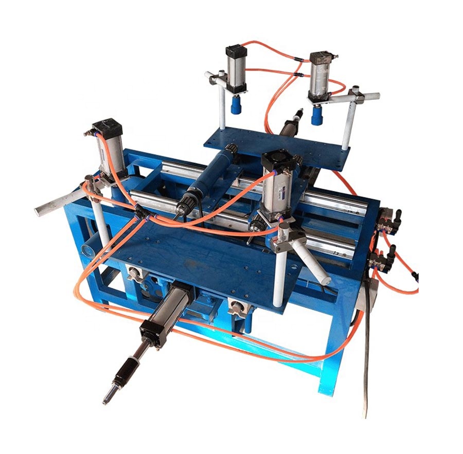 AICHENER, простой деревообрабатывающий станок для врезных и зубчатых резцов