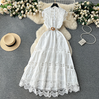 Robe femme sans manches amincissante, style français, col montant, dentelle brodée, nouvelle collection automne 2026, vente en gros