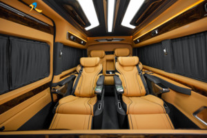 Kit de Mejora Interior Completo para Hiace de Lujo RELY AUTO con Asientos de Madera Estilo Avión - Product Image 2