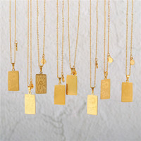 Collier pendentif tarot carré plaqué or 18 carats, tendance vintage 2023, anti-ternissement, signe du zodiaque, pour femme, idéal pour fiançailles, mariage et soirée