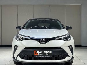 <span class=keywords><strong>Toyota</strong></span> C-HR SUV <span class=keywords><strong>2021</strong></span> 2022 2023 – Voiture d'occasion compacte et économique avec caractéristiques pratiques, traction avant, sièges en cuir, essence - Product Image 2