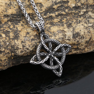 Collier pendentif nœud celtique en acier inoxydable Yunnique pour homme, chaîne couleur acier, bijoux tendance - Product Image 3