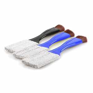 Brosse de nettoyage pour grille d'aération de voiture en ABS et polyester à double extrémité, dépoussiéreur de tableau de bord pour climatiseur, brosses de lavage de voiture à chaud - <span class=keywords><strong>Vente</strong></span> chaude - Product Image 1