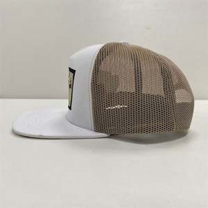 Gorra Trucker Personalizada de Alta Calidad con 5 Paneles, Parche Bordado con Logotipo, Malla y Cierre a Presión, Gorras de Algodón de Dos Tonos, Gorras Trucker al por Mayor - Product Image 4