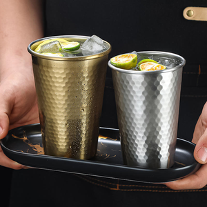 Tazze da Birra e Tazze da Caffè/Vino in Acciaio Inox da 500ml all'Ingrosso - Tazza Regalo per Campeggio con Isolamento Termico e Design Portatile - Product Image 4