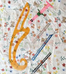 Righello Curvo Francese Flessibile Trasparente Arancione al Miglior Prezzo, Spessore 1,2mm, Lunghezza Massima 41,5cm, Promozionale - Product Image 1