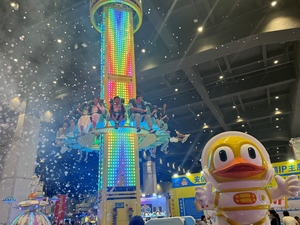 Torre de Caída Libre Giratoria para Parque de Atracciones, Fabricada en China, Personalizable, para Adultos, Estilo Carnaval - Product Image 6