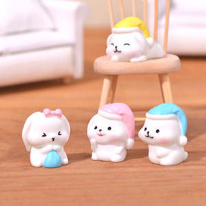 Nouvel Arrivage : Figurines en Résine Lapin avec Chapeau de Noël Style Rétro Délicat pour Globe de Neige DIY et Décoration de Table Thème Pays des Merveilles Hivernal - Product Image 5