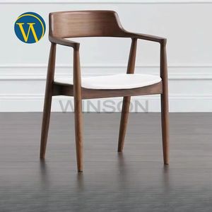 חדר אוכל עור שחור לבן מודרני כסאות חדר אוכל כסאות עץ נורדי לבתי מלון מסעדות בתי ספר דירות וילות הסיטונאי - Product Image 1