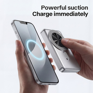 Batterie externe magnétique ultra-fine à charge rapide 15W avec câbles intégrés et support pour iPhone et Android - Product Image 5