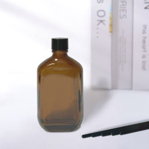 Manufacturer Wholesale Luxury Flat Diffuser <b>Bottle</b> 100ml <b>Brown</b> Reusable <b>Glass</b> with Screw Cap for Scents - Product Image 2