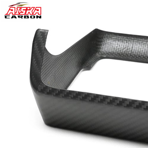 ฝาครอบกรอบหน้าจอเบาะหลังคาร์บอนไฟเบอร์แห้ง AISKA Highland Performance แบบติดตั้งได้สำหรับอุปกรณ์ตกแต่งภายในรถยนต์ <span class=keywords><strong>Tesla</strong></span> <span class=keywords><strong>Model</strong></span> <span class=keywords><strong>3</strong></span> ปี 2024+ - Product Image 4