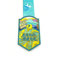 Médaille de Compétition Robotique 3D en Alliage de Zinc Personnalisée, avec Texture de Circuit et Incrustation de Cristal, Récompense Portable pour Événements Technologiques
